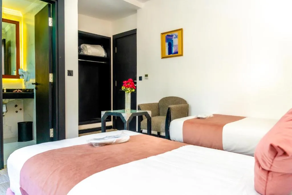 Hotel Les Ambassadeurs — photo 14